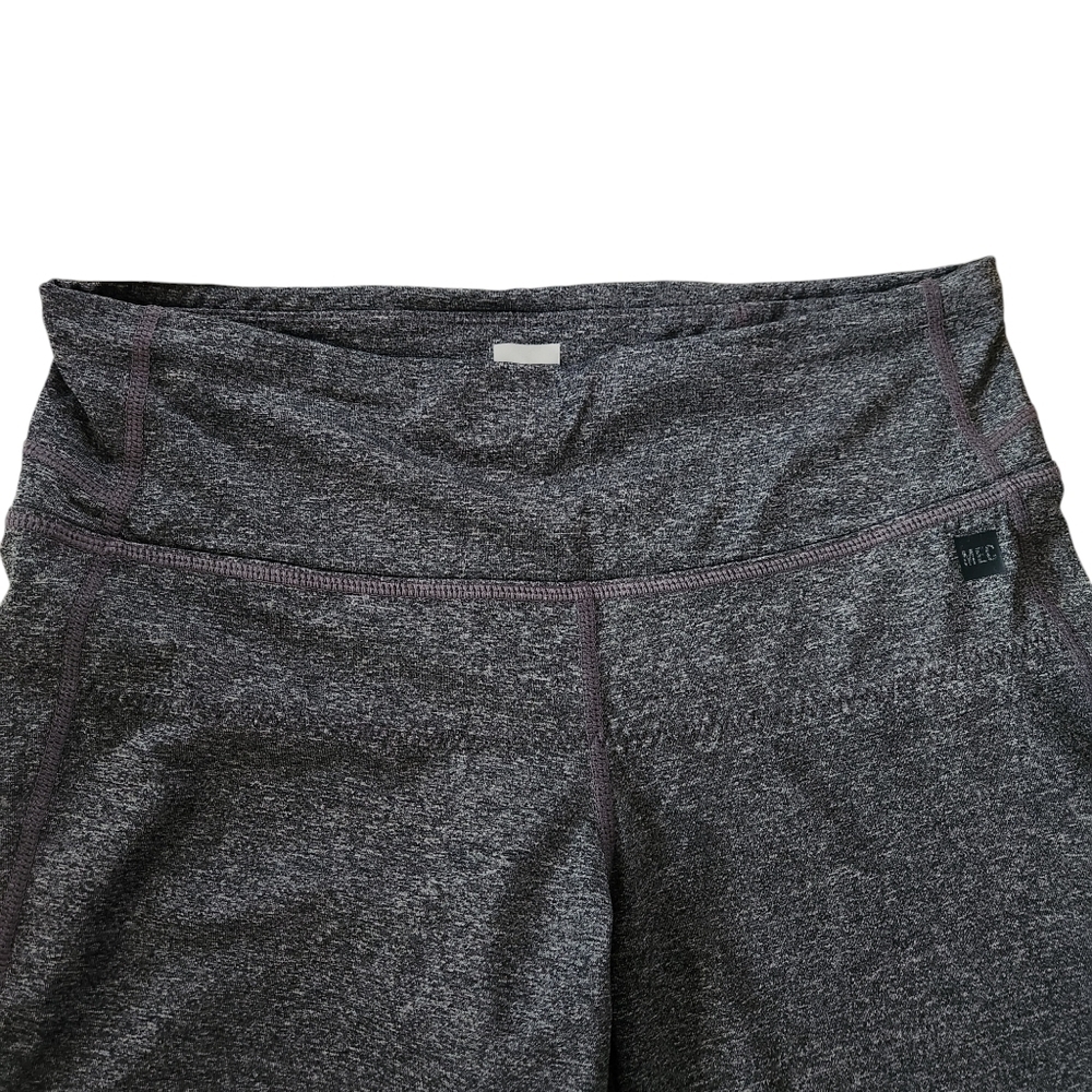 MEC Lotus Capris Activewear Running Yoga Climbing Gray – size M - Picture 4 of 10